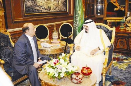 رئيس الجمهورية أثناء لقائه خادم الحرمين الشريفين